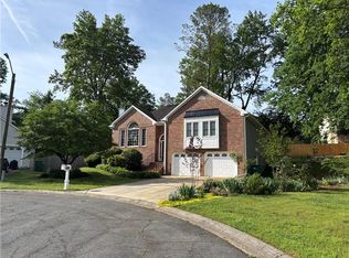504 Radford Ct, Woodstock, GA 30188