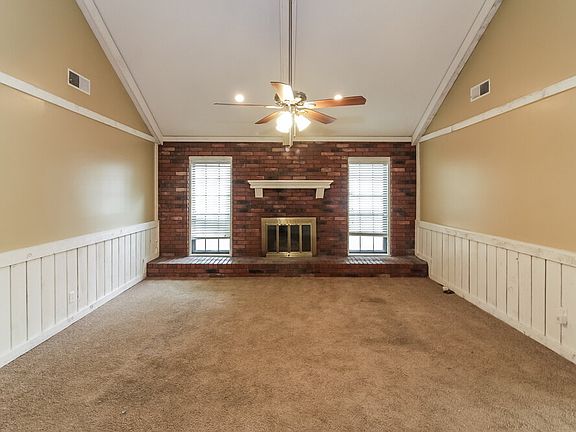 3rd image of 6708 Henredon Dr