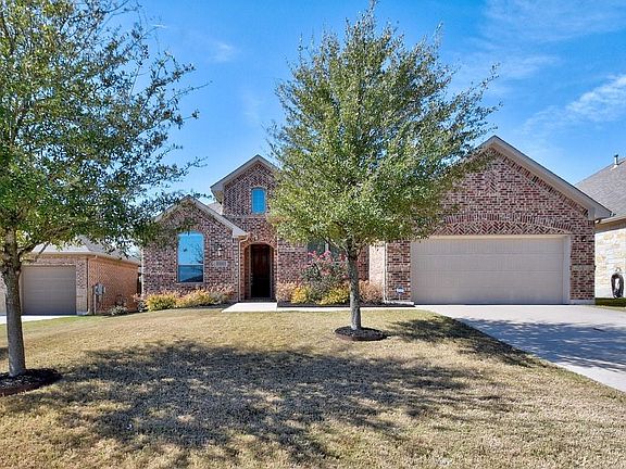 3rd image of 218 Drury Ln