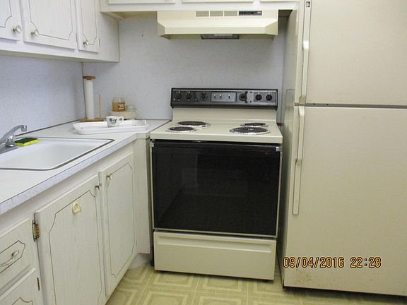 4th image of 183 Dorchester #H