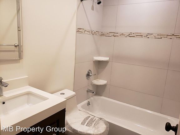 5th image of 855 Waller St APT 12