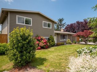 8720 216th St SW, Edmonds, WA 98026