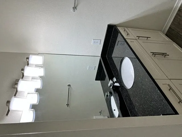 Wesley St. James Apartments at Sandy Springs — Photo 179