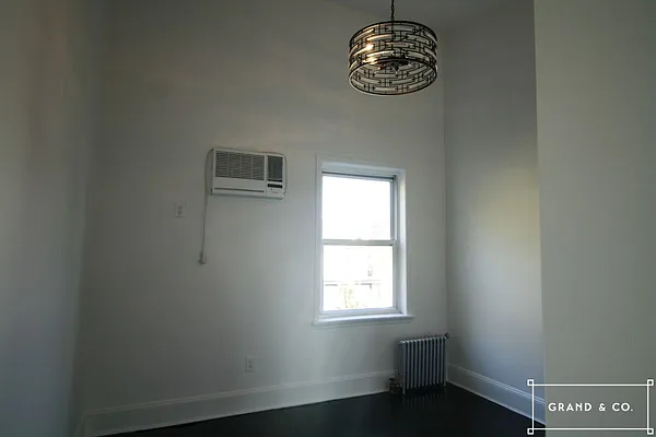 Rented by Grand & Co. | media 29