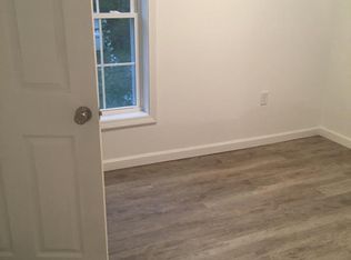 27 Margin St, Orono, ME 04473