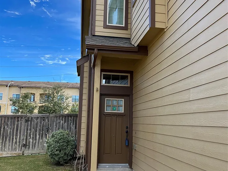 12250 La Strada St — Photo 3