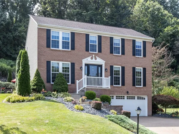 408 Poplar Ct, Coraopolis, PA 15108