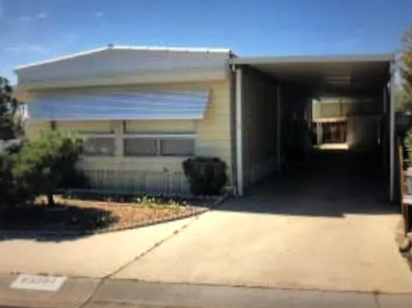 69261 Parkside Dr, Desert Hot Springs, CA 92241