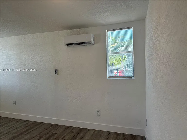 50 NW 79th St #6 — Photo 22