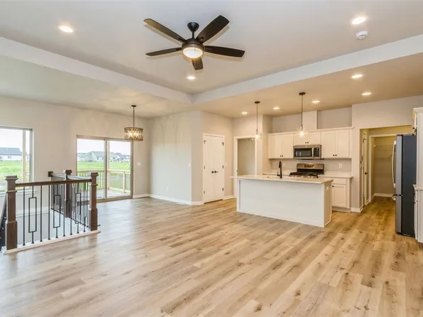 761 Kohl Dr, North Liberty, IA 52317