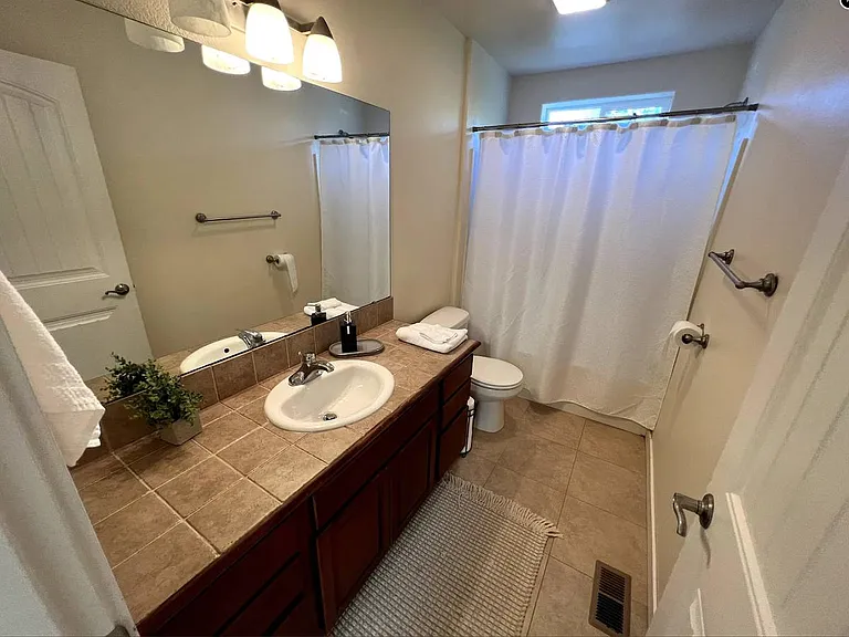1255 Geneva Hills Rd — Photo 9