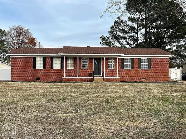 324 Toni Ann Dr, Jonesboro, AR 72405