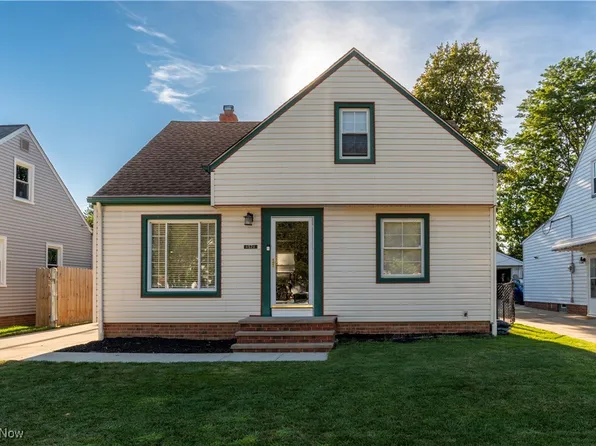 4574 Bentwood Dr, Brooklyn, OH 44144