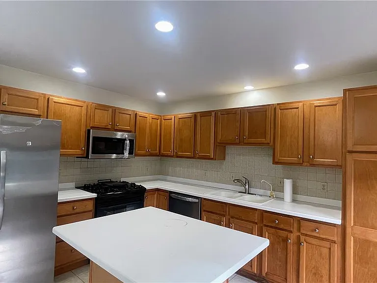 8104 Heritage Dr — Photo 8