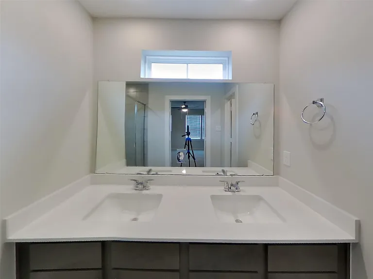 22625 Terazzo Dr — Photo 8
