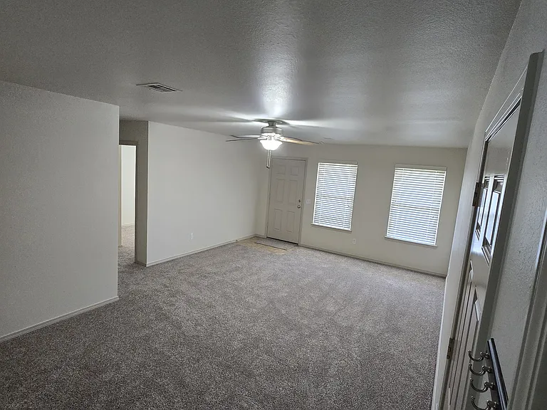 15161 S 291st East Ave — Photo 3