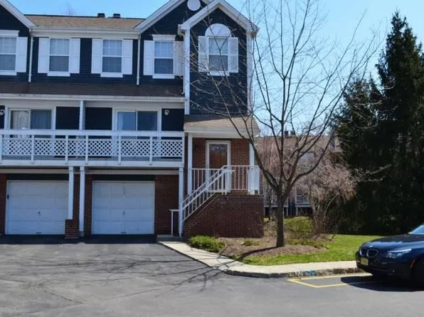 69 E Shrewsbury Pl, Princeton, NJ 08540