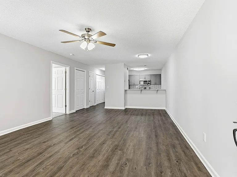 Faris Residences Newnan — Photo 29