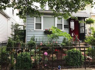 10534 89th St, Ozone Park, NY 11417