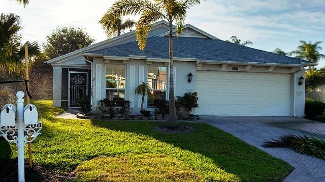 1st image of 208 SW Lake Forest Way