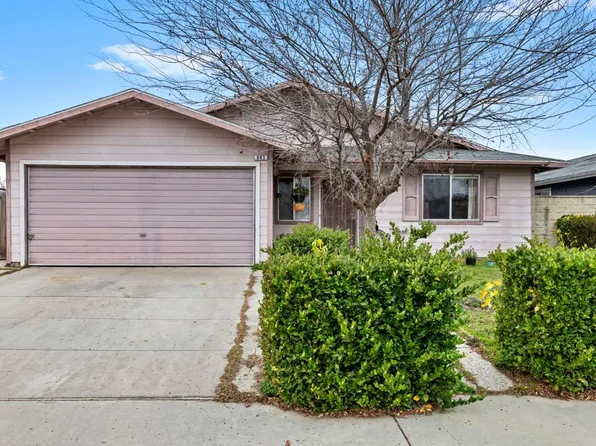 803 Gomes Dr, Firebaugh, CA 93622