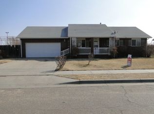 2404 Cherokee Rd, Garden City, KS 67846