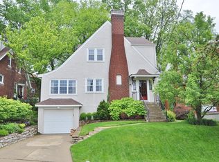 5730 Glengate Ln, Cincinnati, OH 45212