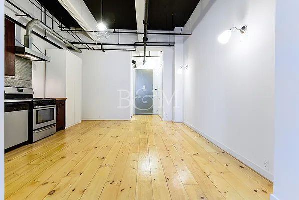 Rented by Brick&Mortar | media 6