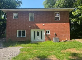 28 Dortch St, Clarksville, TN 37040