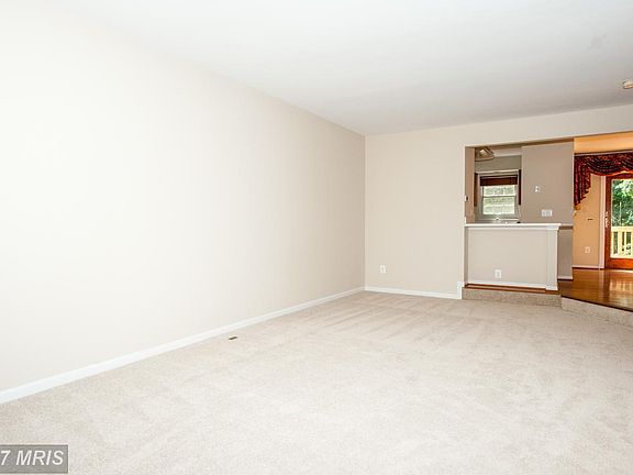 5th image of 7062 Gatton Sq