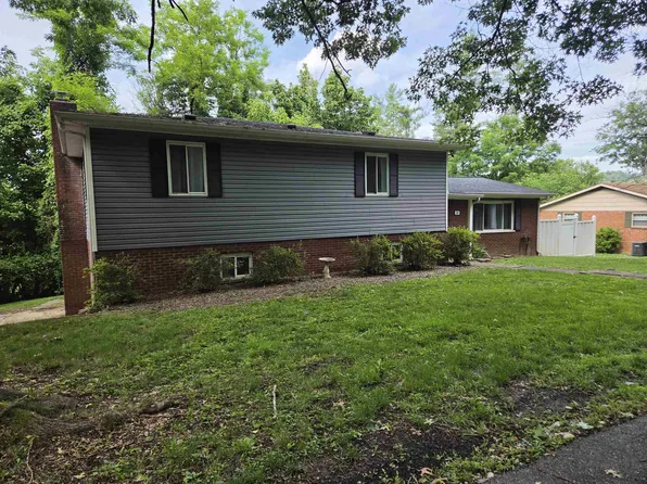 104 Highland Hts, Louisa, KY 41230