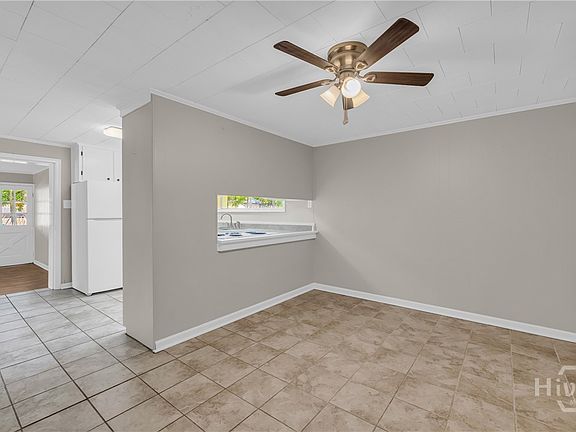 4th image of 127 Brevard Street