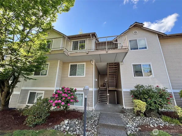 11527 HWY99 #D 303, Everett, WA 98204