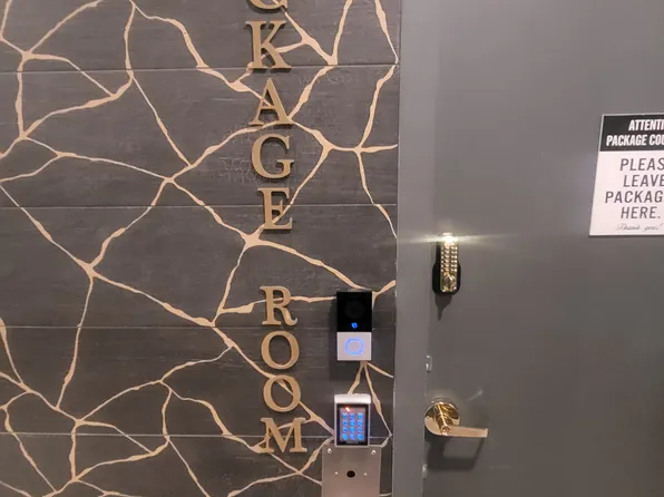 17 Granite Street image 20 of 24