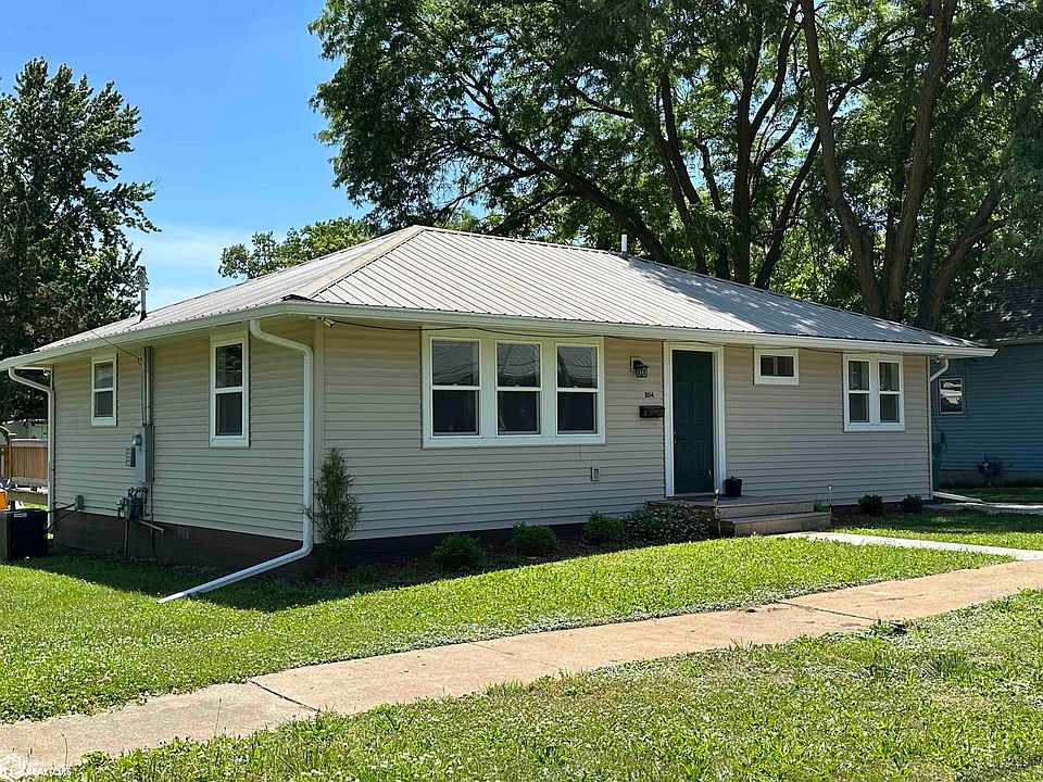 1st image of 804 W Grimes Ave
