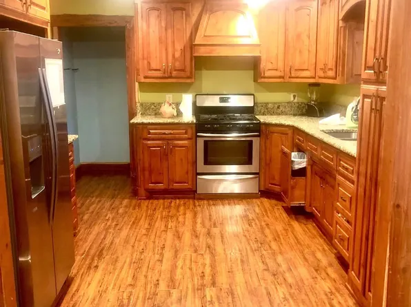 4409 Pickett St, Greenville, TX 75401