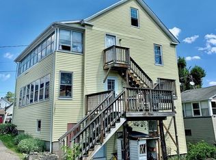10 River Ct, Webster, MA 01570