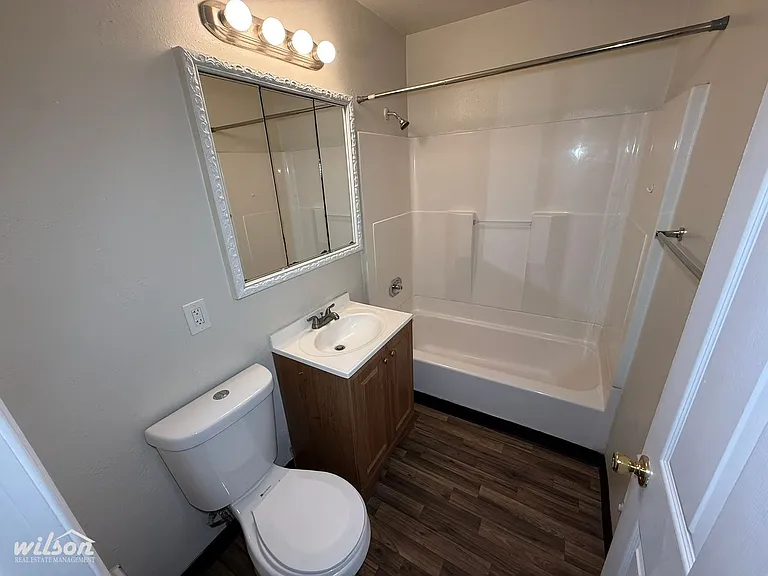 808 S 2nd Ave — Photo 11