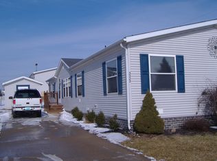 3322 Sandstone Ct, Milford, MI 48380