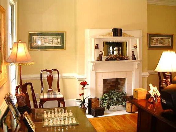 Liv Rm or Office