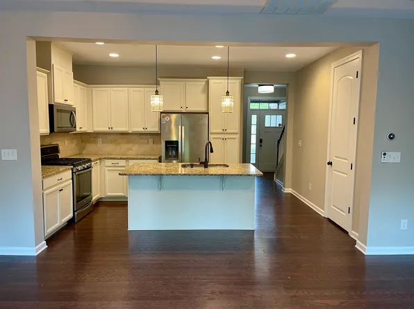 9441 Glenburn Ln, Charlotte, NC