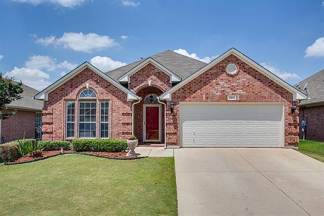 1st image of 8813 Sunset Trace Dr