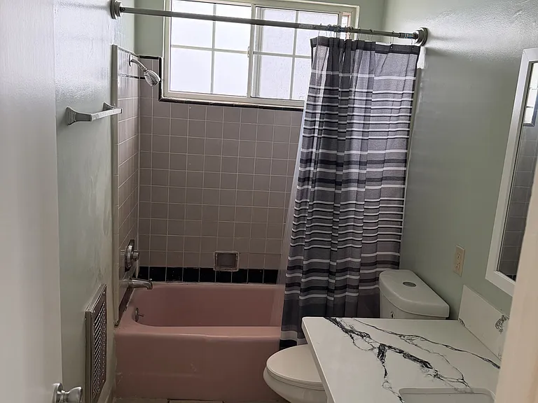 1001 Hammond St — Photo 12