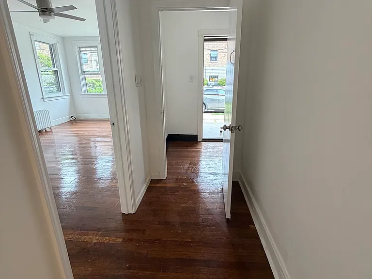 2036 Wightman St #1 — Photo 7