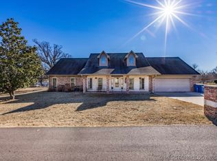 49 Shell Ln, Durant, OK 74701