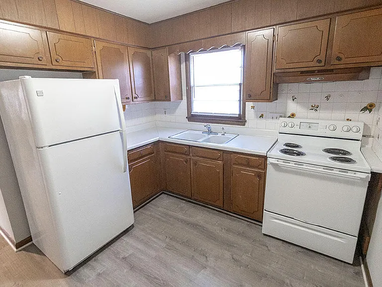 1804 Sylvan Ln #A — Photo 7