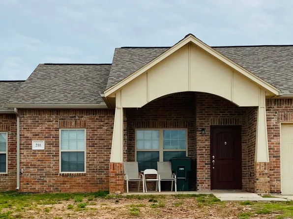 Apple Ridge Seniors II, 205 Kristi Way #208, Pauls Valley, OK 73075