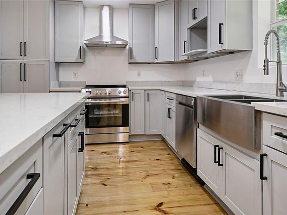 3rd image of 150 Chinchuba Gardens Dr