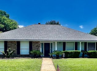6333 Chaucer Dr, Baton Rouge, LA 70817