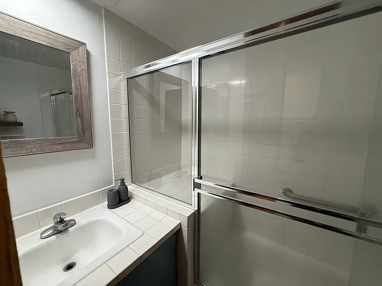 500 University Ave #2002 — Photo 32